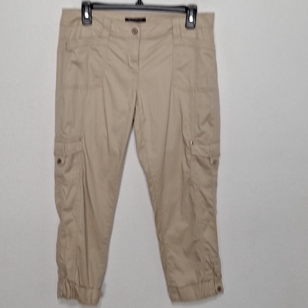 White House Black Market Casual Gorpcore Beige Crop Cargo Pants Size 4